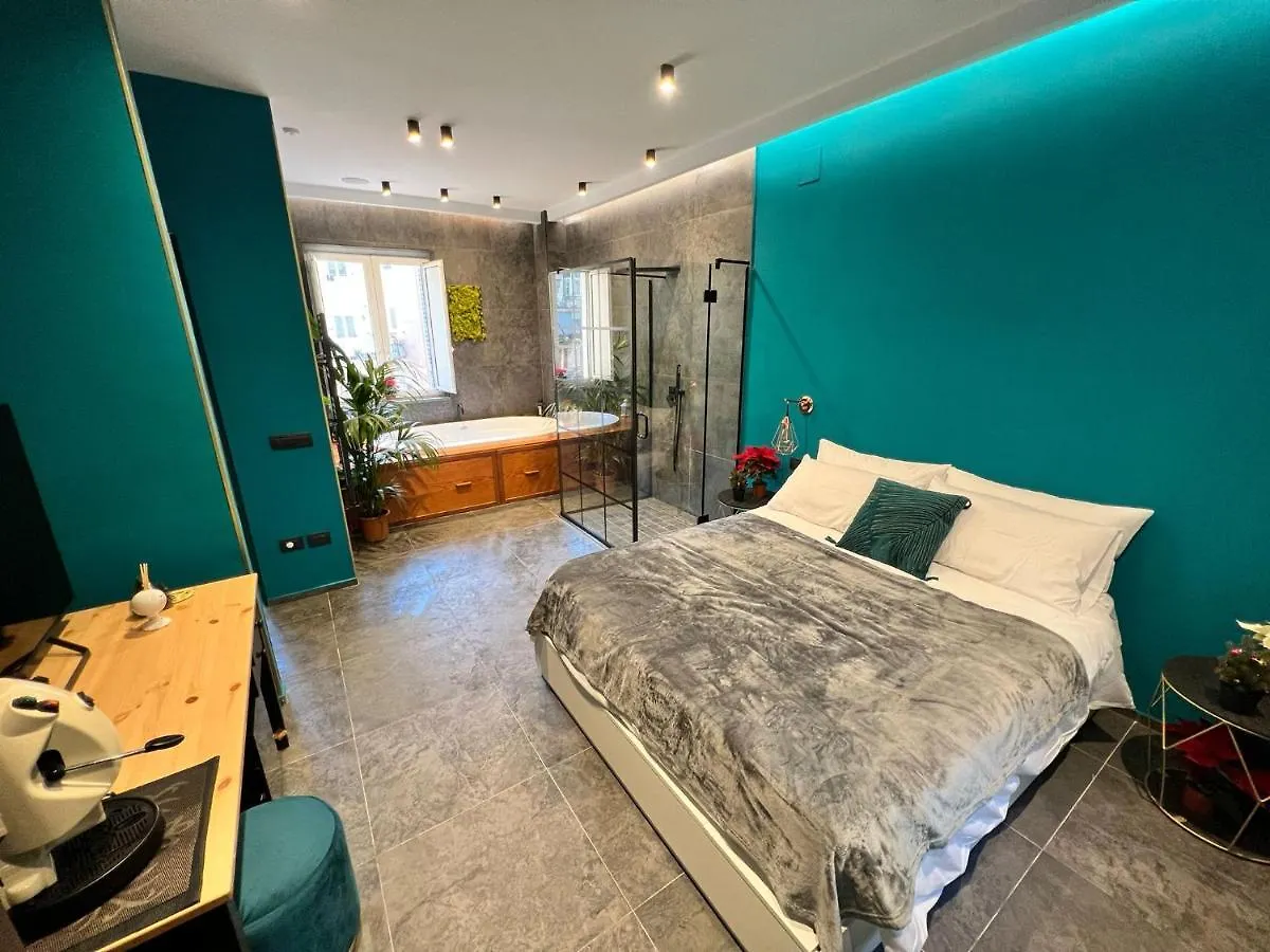 Orlando Relais Bed & Breakfast Naples 0*,  Italy